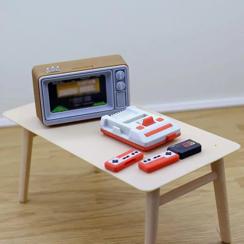 Dollhouse Retro TV Game Console Model Toy, Miniature 1/12 Scale Living Room Decor, Classic Doll Furniture Accessory