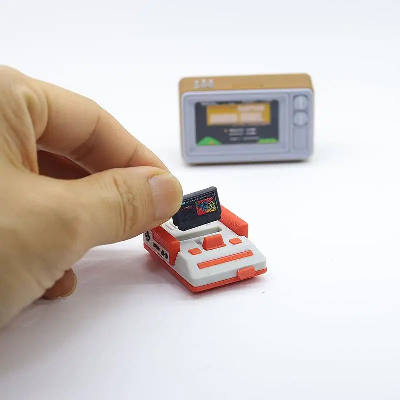 Dollhouse Retro TV Game Console Model Toy, Miniature 1/12 Scale Living Room Decor, Classic Doll Furniture Accessory